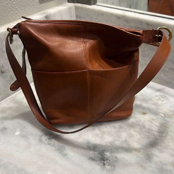 Coach Handbags - COACH Honey Brown Leather Convertible Tote Bucket Crossbody Shoulder Bag